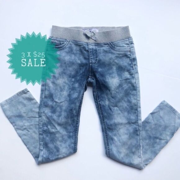 3/$25 VIGOSS STONEWASHED PULL-ON SKINNY JEANS - Picture 1 of 9